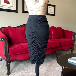 Super Cute Black Skirt!!! 🤩